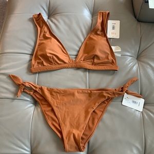 GB women swimsuit top and bottoms
